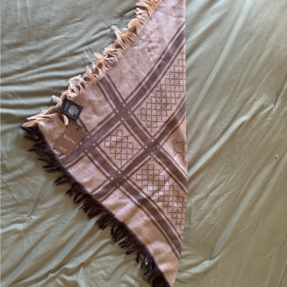 Gucci Scarf - Picture 4 of 4